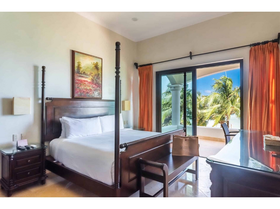 SPECTACULAR OCEANFRONT HACIENDA-STYLE VILLA IN SOLIMAN BAY, TULUM - 4