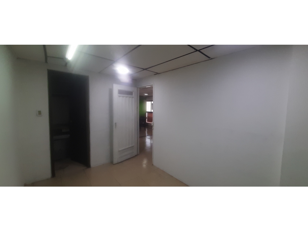 ARRIENDO OFICINA EN LOS AGUSTINOS, MANIZALES | ARRIENDOS MANIZALES