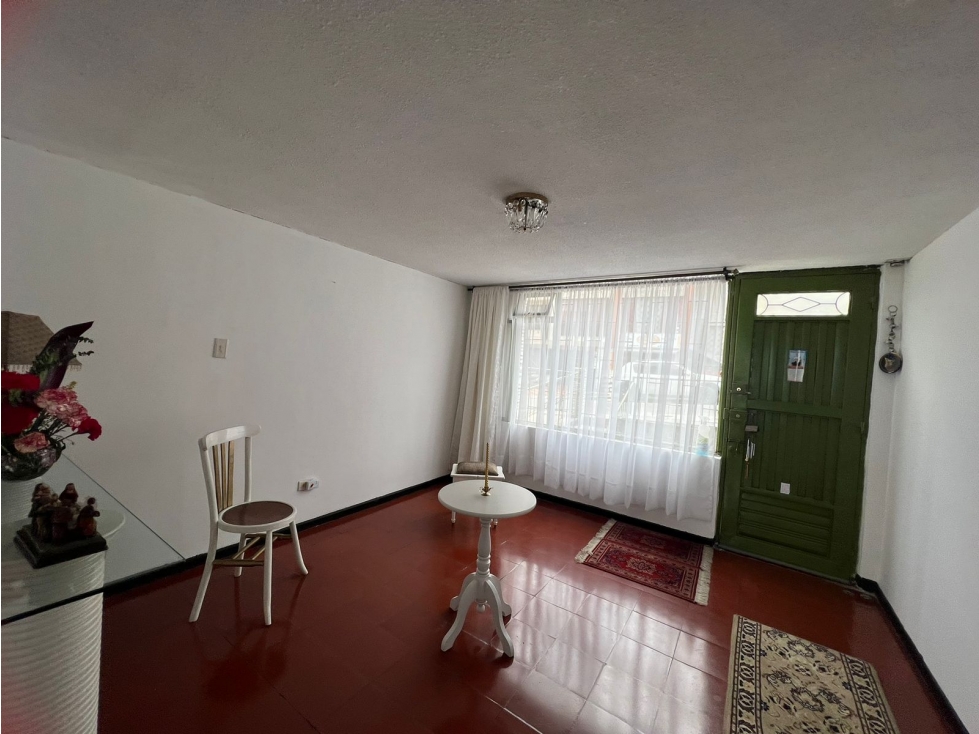 VENTA DE CASA CON RENTA EN CHIPRE, MANIZALES | CASA CON GARAJE - 1