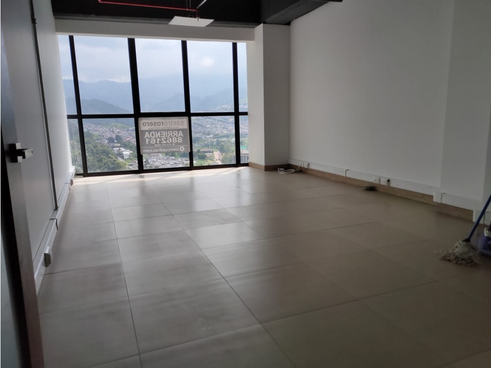 ARRIENDO OFICINA EN AVENIDA SANTANDER, MANIZALES | ARRIENDOS — foto 2