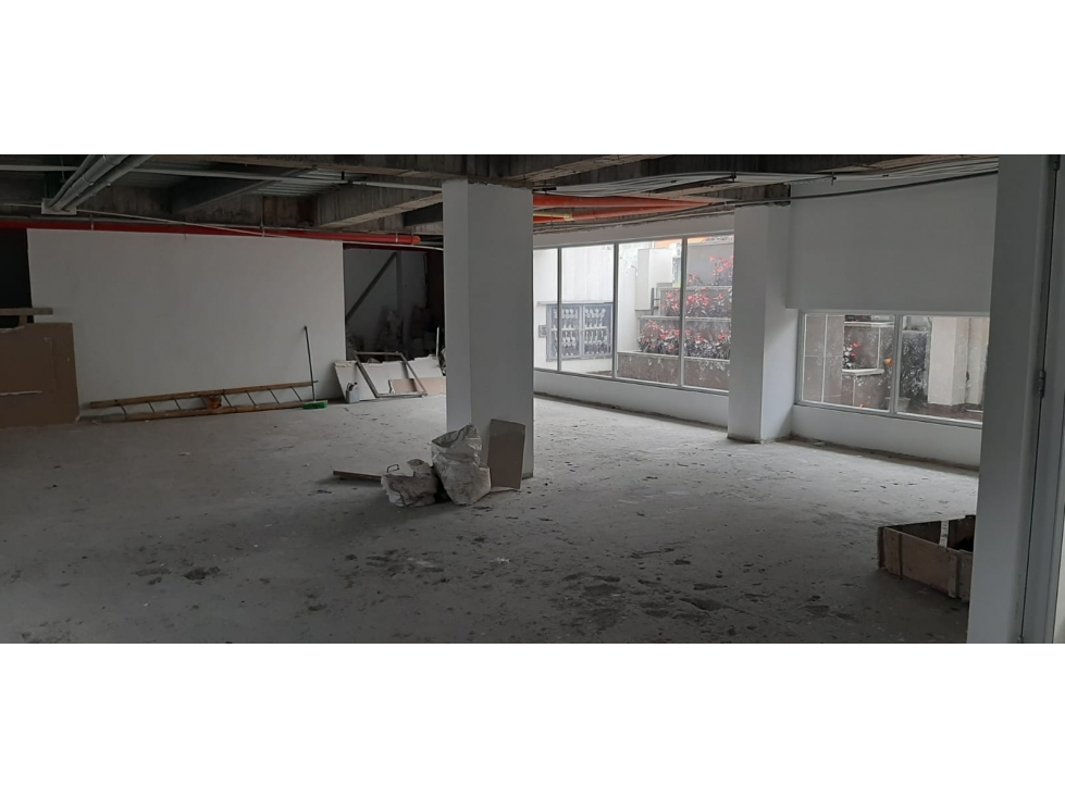 VENTA LOCAL EN LA AV PARALELA, MANIZALES | LOCALES EN VENTA — foto 2