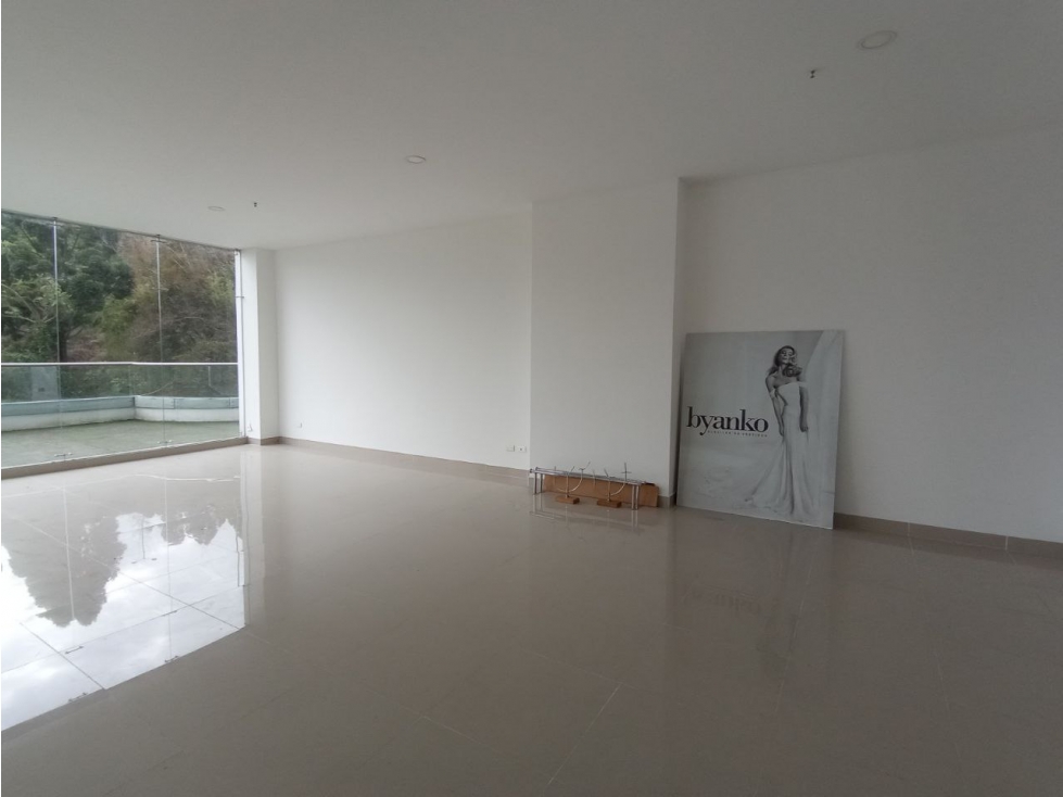ARRIENDO LOCAL EN EL TRÉBOL, MANIZALES | ARRIENDOS MANIZALES