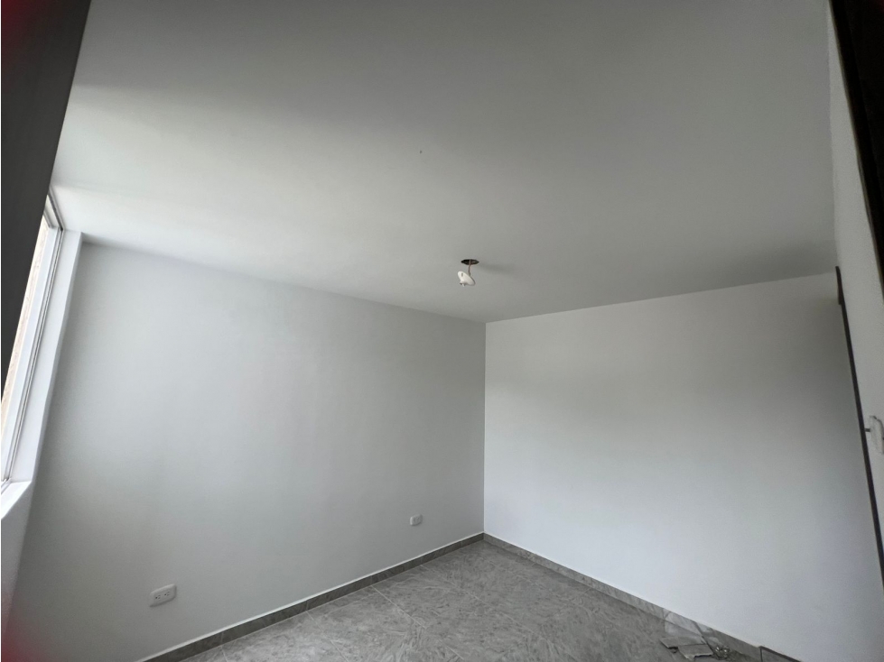 VENTA APARTAMENTO LOS CÁMBULOS MANIZALES GARAJE | APTO BARATO — foto 2