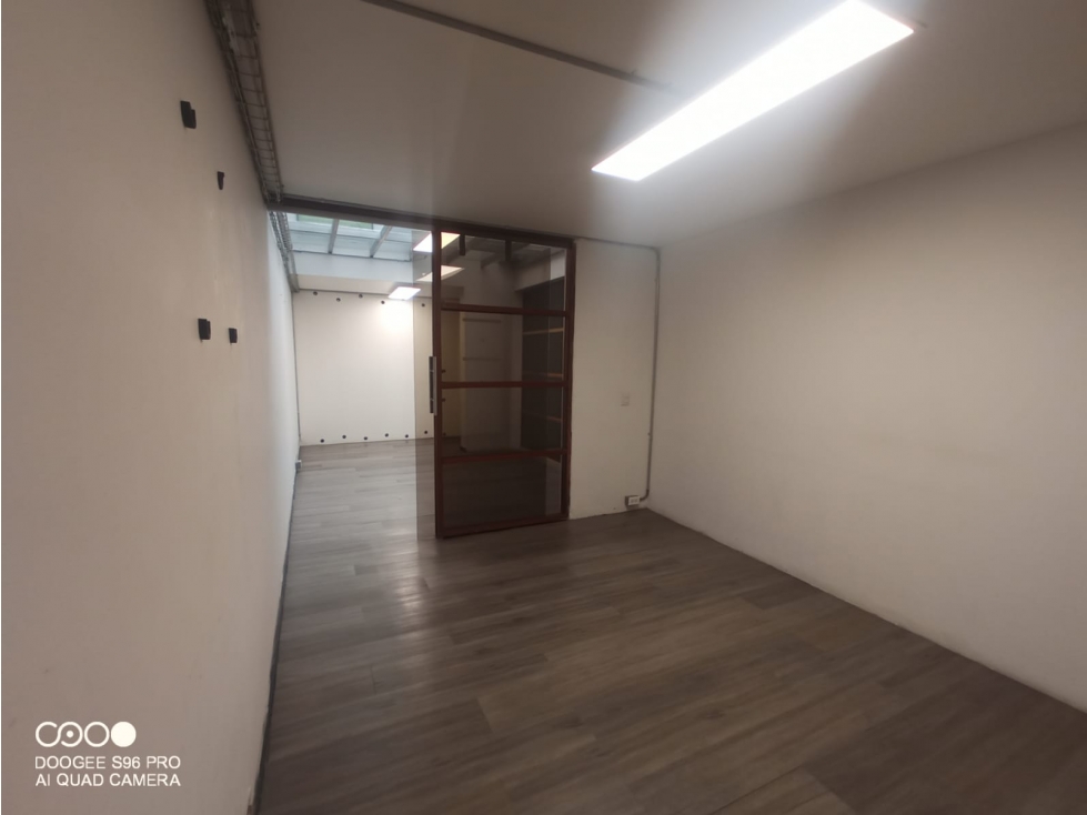 ARRIENDO OFICINA EN LA RAMBLA, MANIZALES | ARRIENDOS MANIZALES