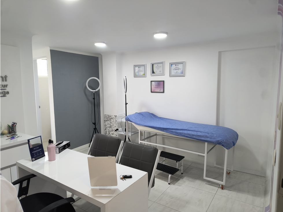 VENTA CONSULTORIO EN LOS ROSALES, MANIZALES | RECIÉN REMODELADO — foto 2