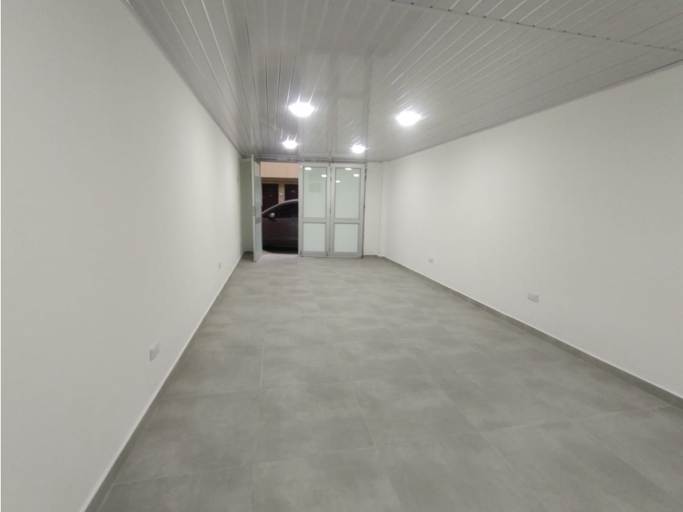 ARRIENDO LOCAL AVENIDA PARALELA MANIZALES 32m² | ARRIENDOS MANIZALES