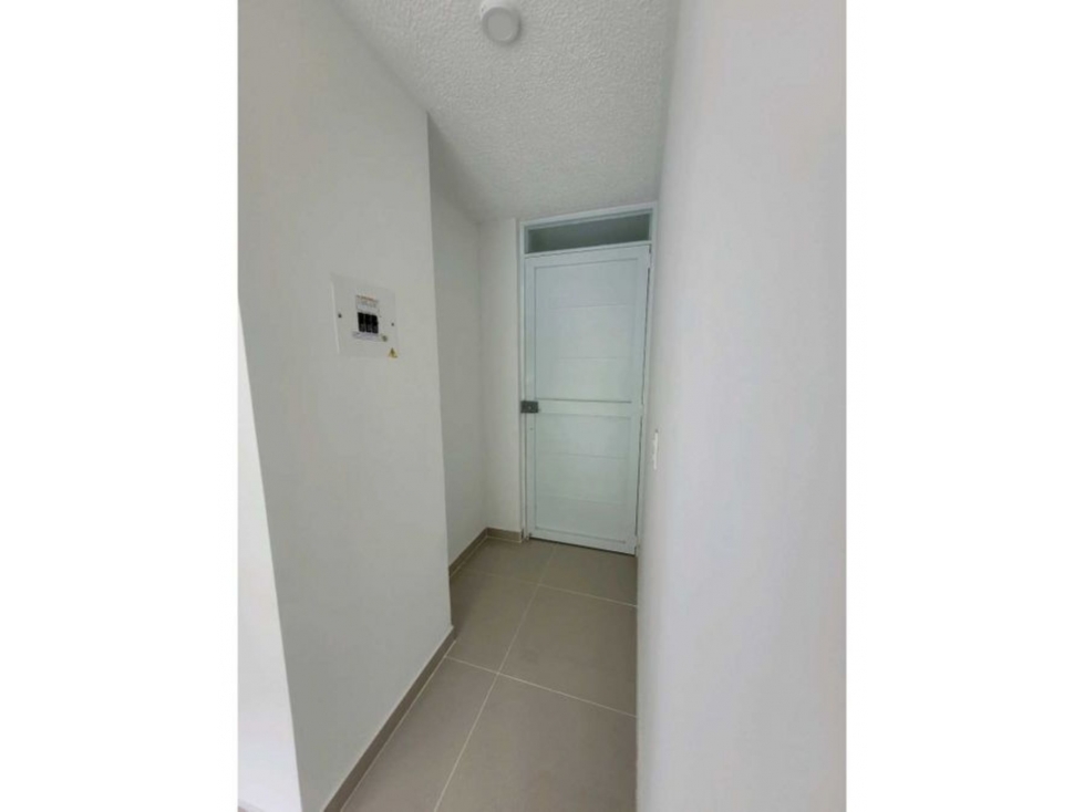 APARTAMENTO EN VENTA EN POBLADO 1 PEREIRA | APTO REMODELADO — foto 2
