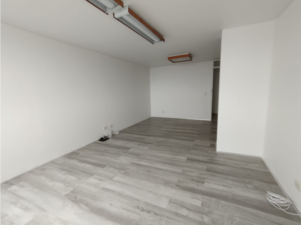 OFICINA EN ARRIENDO EN EL CENTRO DE MANIZALES | ARRIENDOS MANIZALES — foto 2