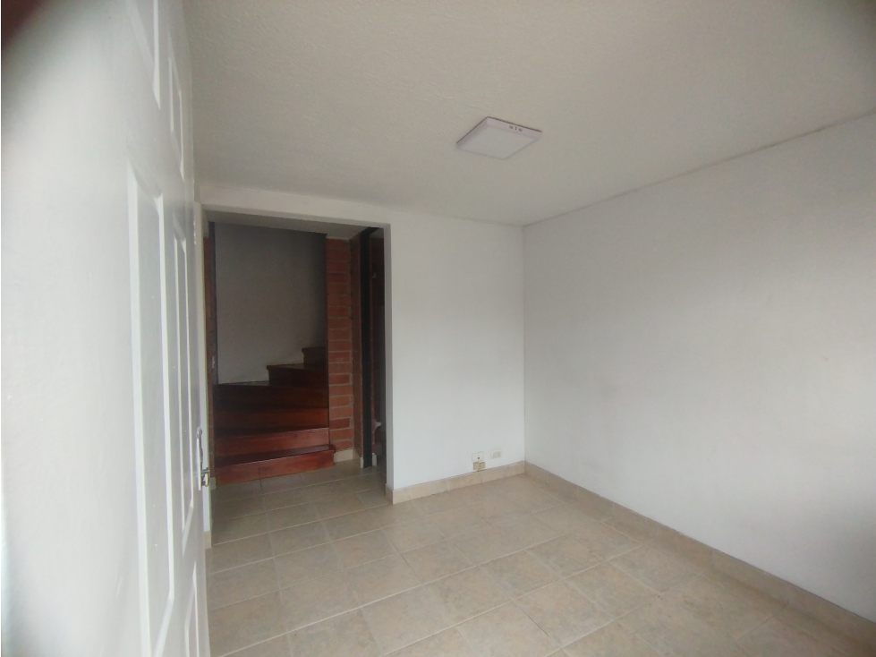 ARRIENDO CASA CAMPOHERMOSO MANIZALES | 2 PLANTAS