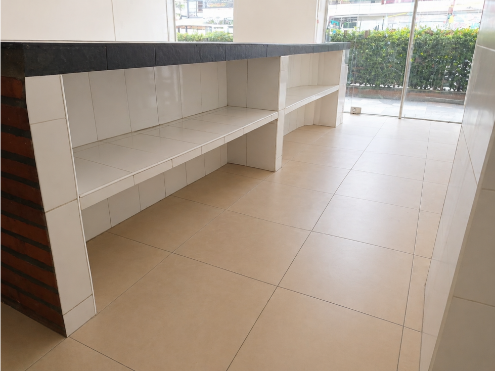 ARRIENDO LOCAL ALTA SUIZA MANIZALES | AMPLIO E ILUMINADO