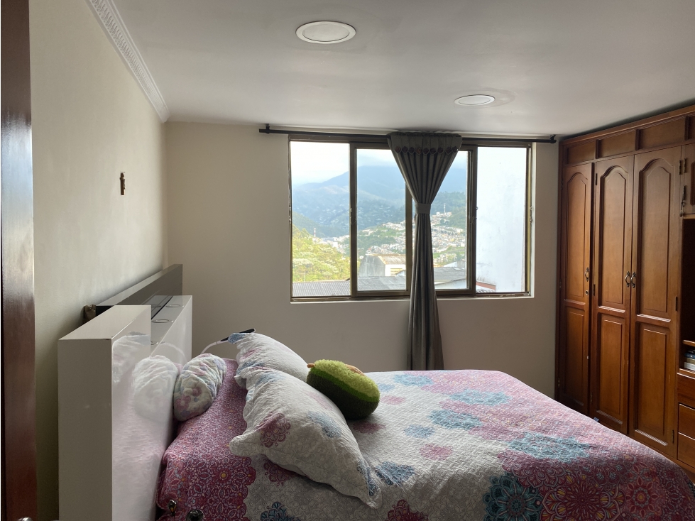 VENTA CASA CON RENTA LA RAMBLA MANIZALES | AMPLIA CASA EN VENTA