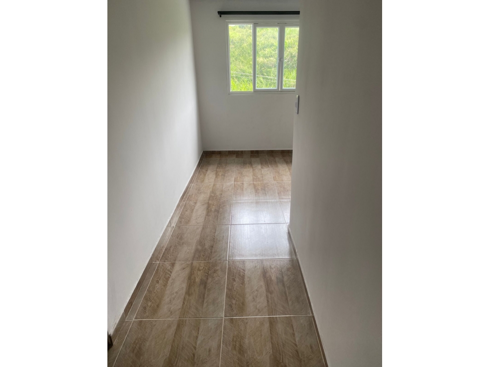VENTA CASA CON RENTA SANTOS MANIZALES | 3 PLANTAS — foto 4