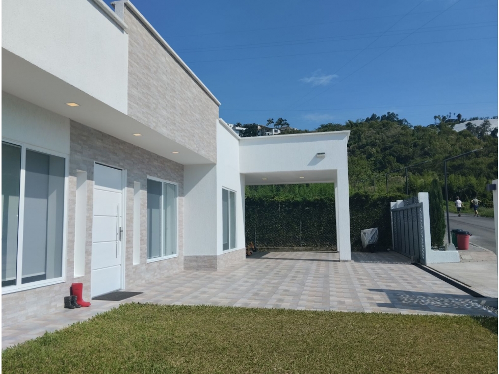 VENTA CASA EN CHINCHINÁ, CALDAS | CASA CAMPESTRE EN VENTA - 1