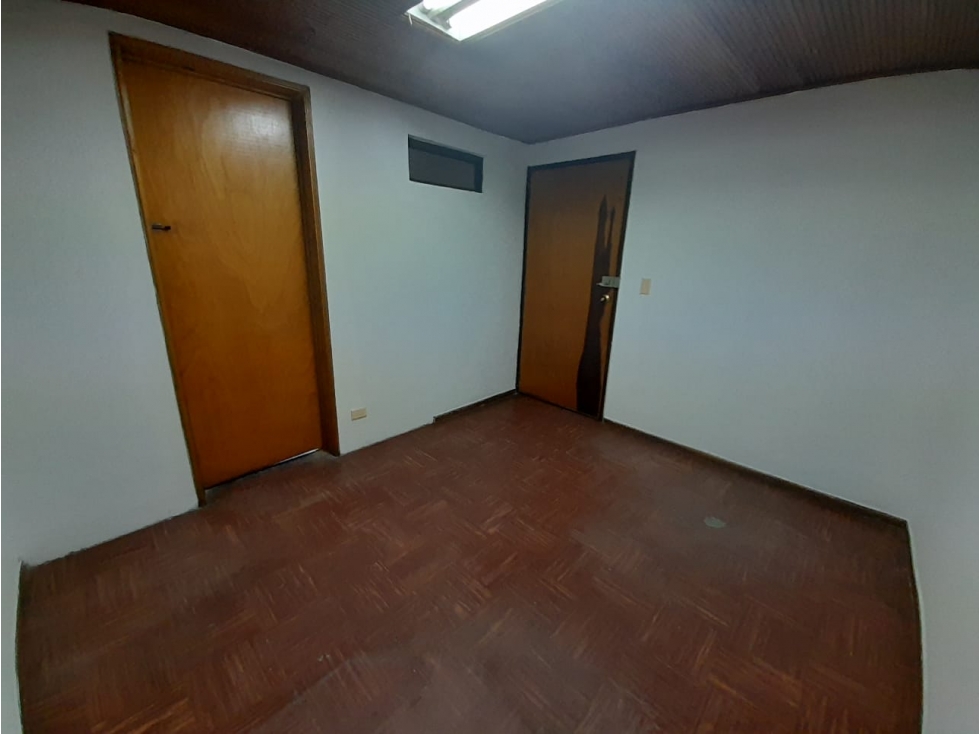 ARRIENDO OFICINA EN EL CENTRO, MANIZALES | ARRIENDOS MANIZALES — foto 2