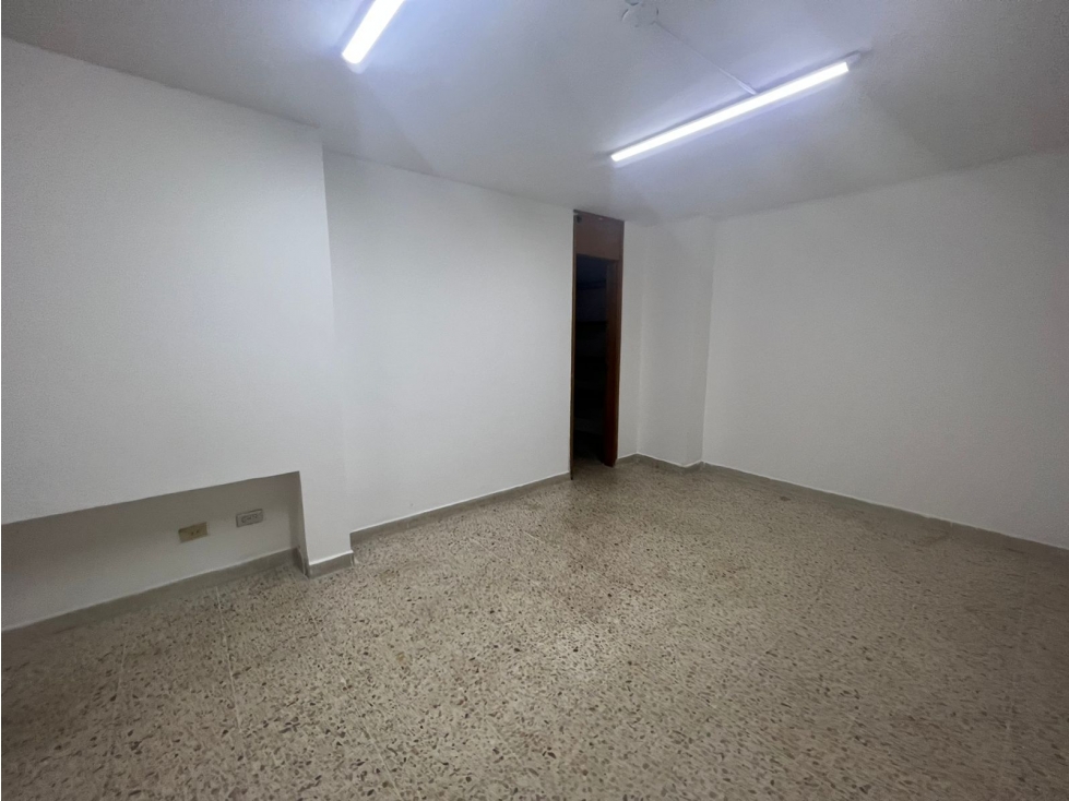 ARRIENDO LOCAL EN SAN ANTONIO, MANIZALES | ARRIENDOS MANIZALES — foto 2