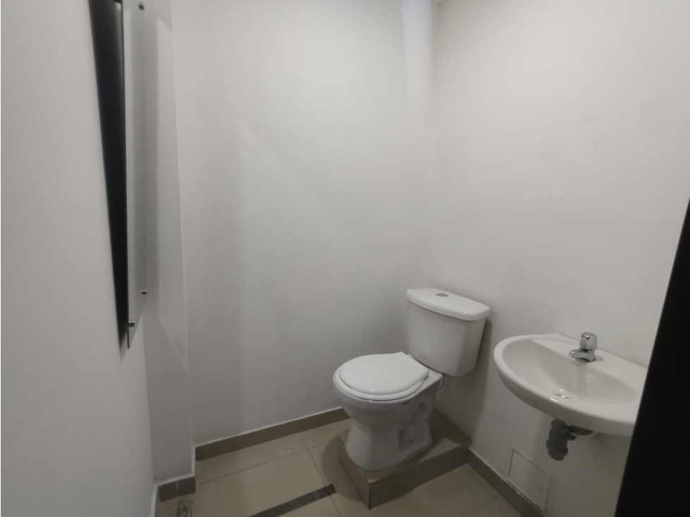 ARRIENDO LOCAL ALTA SUIZA 125 m² | ARRIENDOS MANIZALES — foto 4