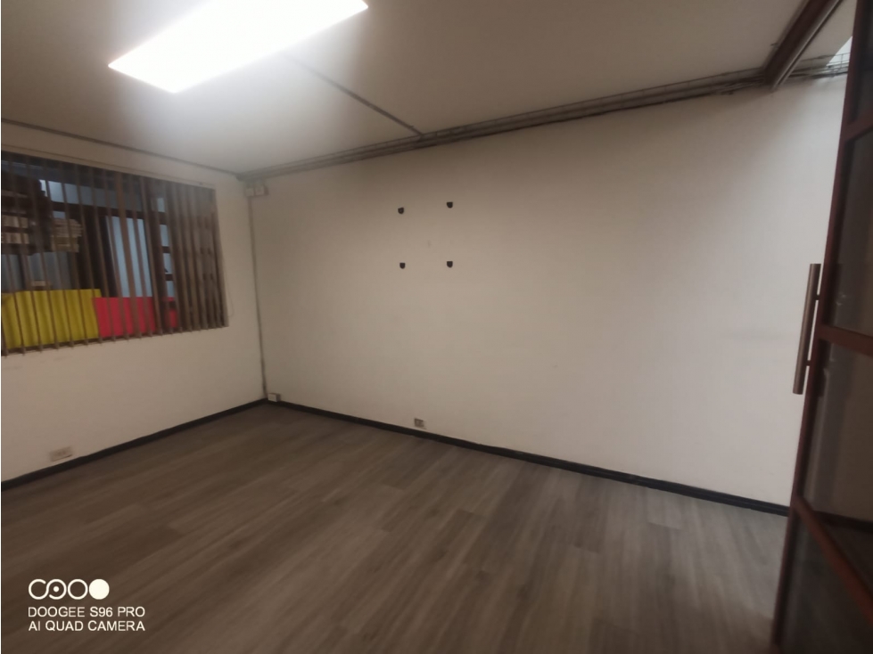 ARRIENDO OFICINA EN LA RAMBLA, MANIZALES | ARRIENDOS MANIZALES — foto 2