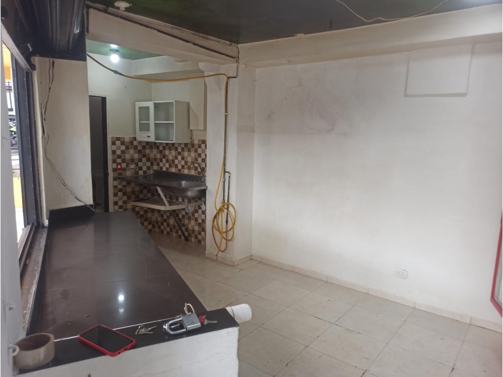 ARRIENDO LOCAL EN LA CAROLA, MANIZALES | ARRIENDOS MANIZALES — foto 4