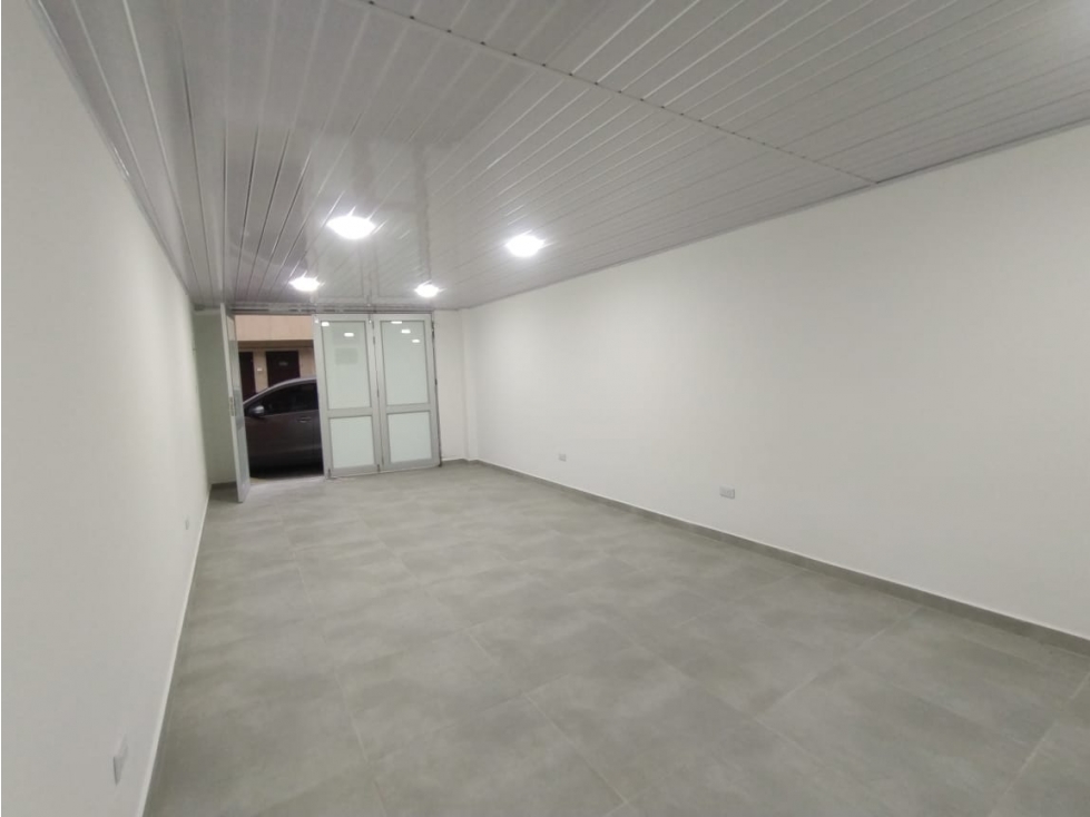 ARRIENDO LOCAL AVENIDA PARALELA MANIZALES 32m² | ARRIENDOS MANIZALES — foto 2