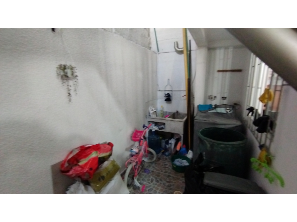 VENTA CASA EN LA CAROLA MANIZALES | CASA DE 3 PISOS — foto 3