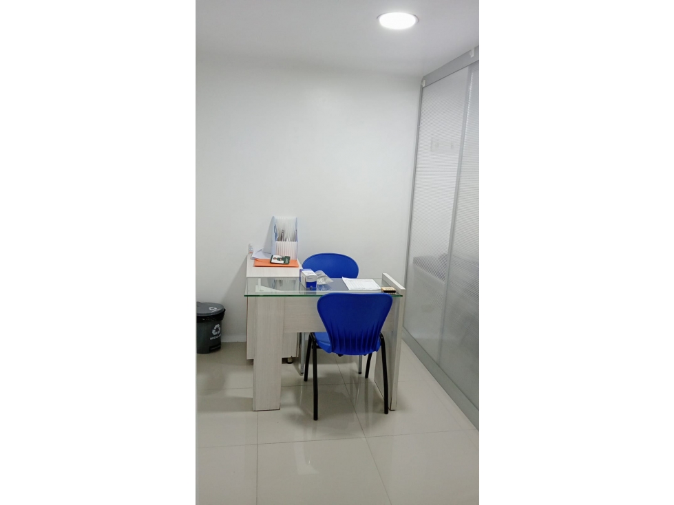 CONSULTORIO EN VENTA EN AVENIDA PARALELA MANIZALES | VENTA OFICINA — foto 2