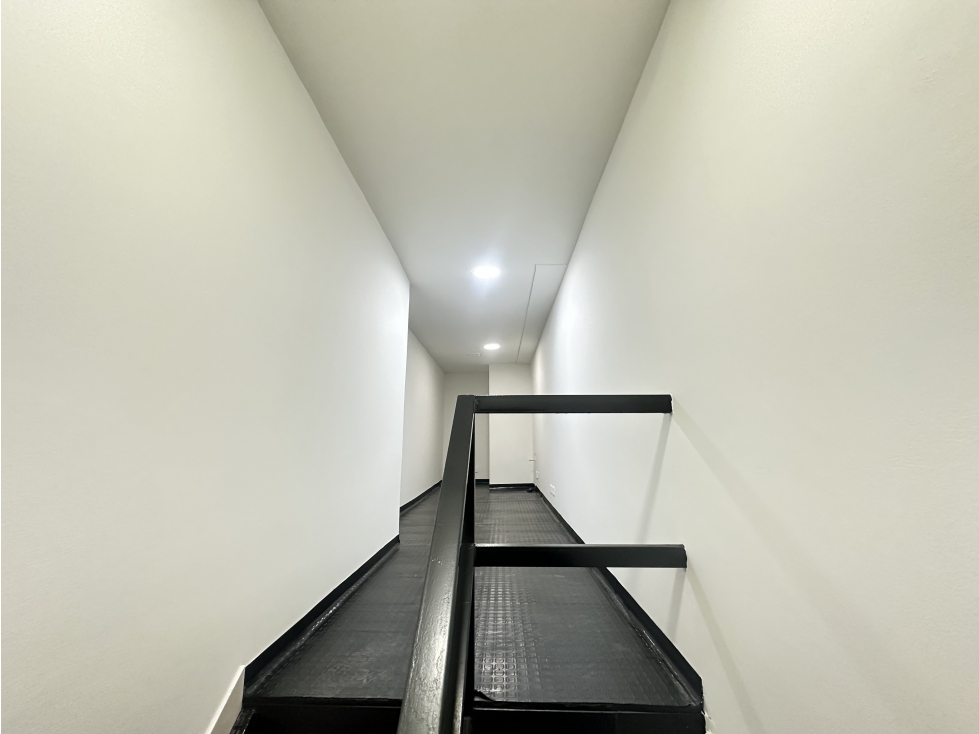 LOCAL EN VENTA EN AVENIDA SANTANDER MANIZALES | CABLE PLAZA — foto 4