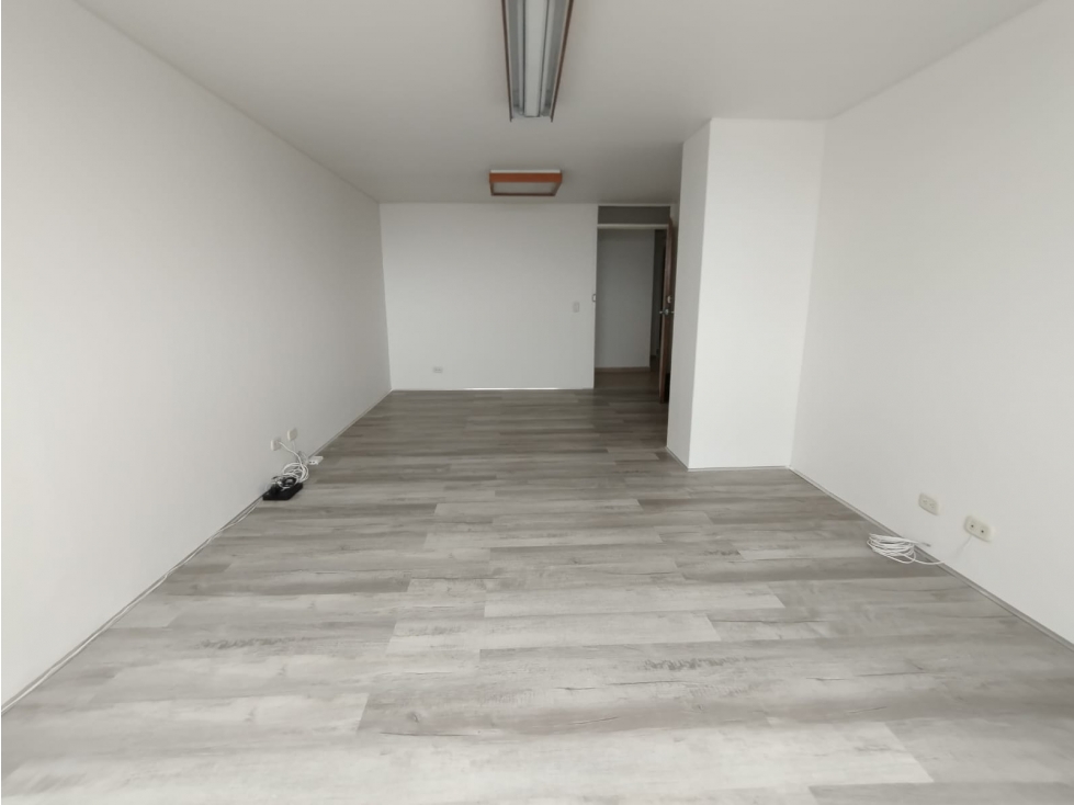 OFICINA EN ARRIENDO EN EL CENTRO DE MANIZALES | ARRIENDOS MANIZALES — foto 3