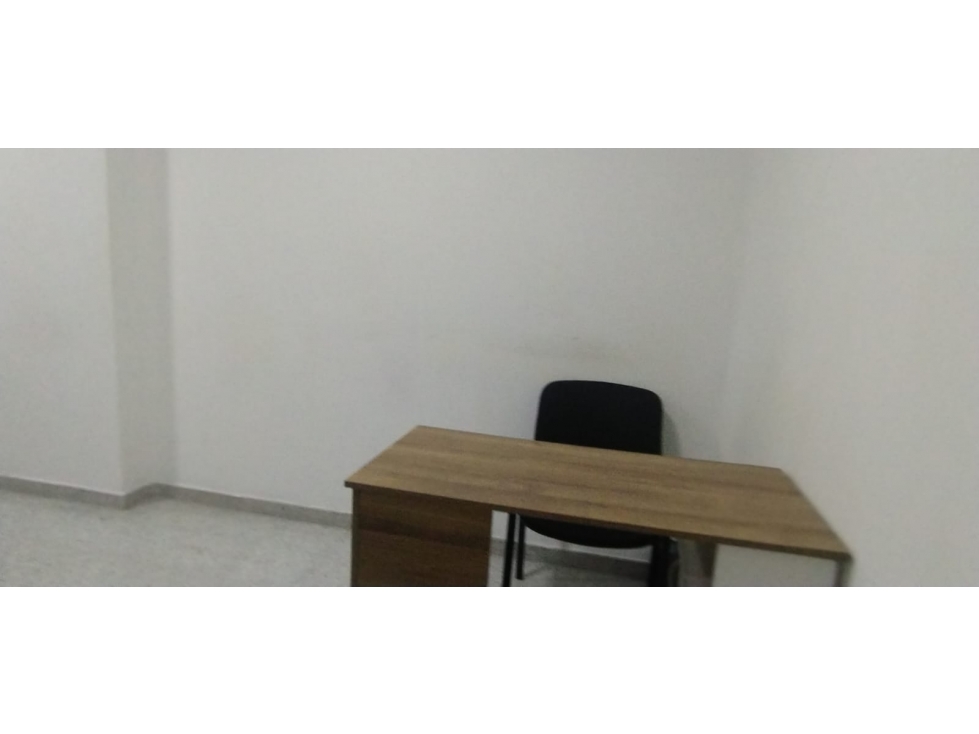 ARRIENDO CONSULTORIO EN VERSALLES MANIZALES | ARRIENDOS MANIZALES — foto 3