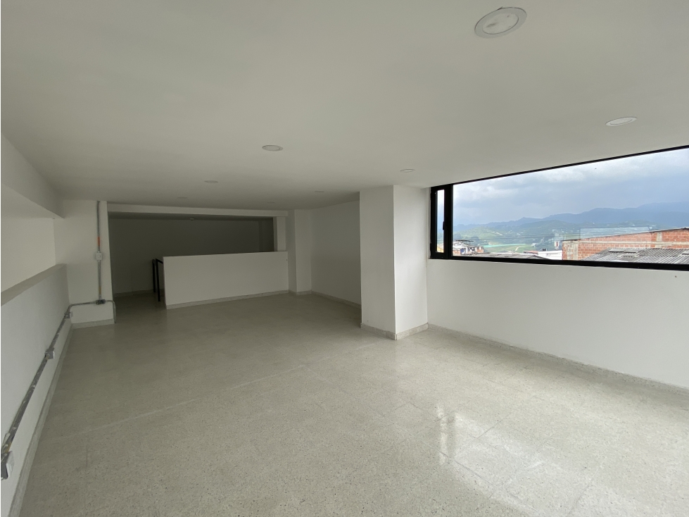 ARRIENDO LOCAL COMERCIAL CHIPRE MANIZALES | ARRIENDOS MANIZALES - 2