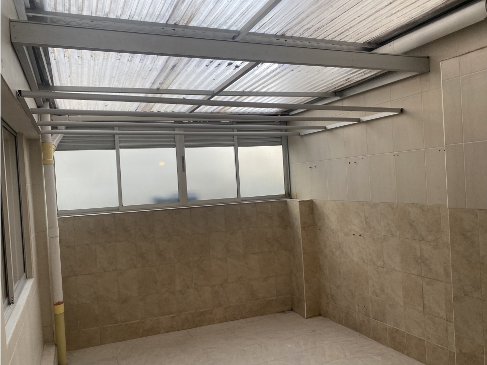 ARRIENDO CASA AV SANTANDER MANIZALES | 2 PISOS 3 ALCOBAS — foto 2