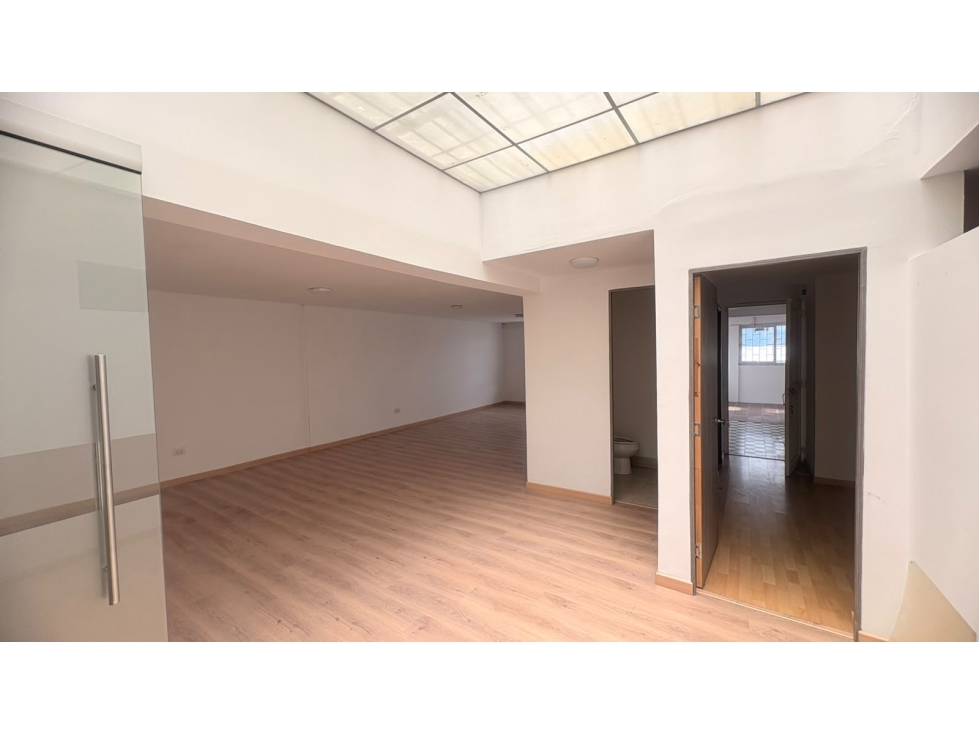 ARRIENDO LOCAL VERSALLES MANIZALES | 200 MTS2