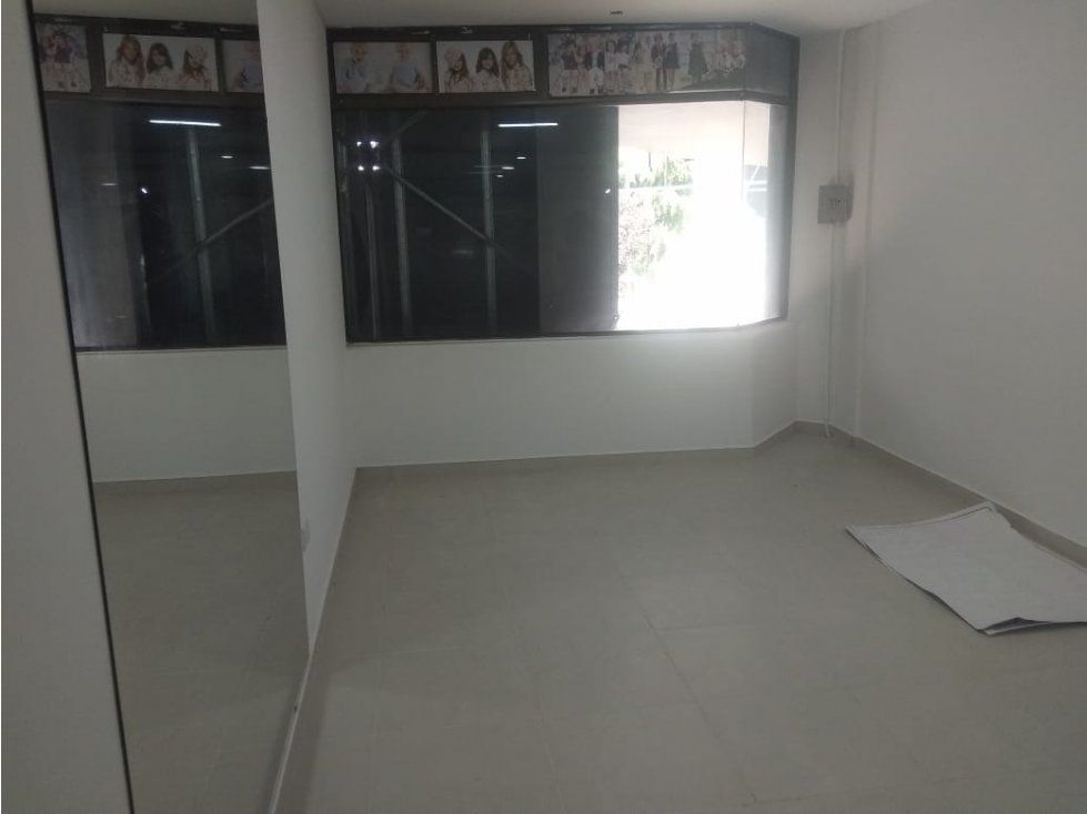 ARRIENDO LOCAL EN EL CENTRO DE MANIZALES | ARRIENDOS MANIZALES — foto 3