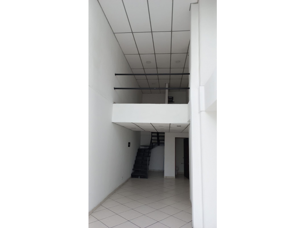 LOCAL EN ARRIENDO EN AV SANTANDER, MANIZALES | ARRIENDOS MANIZALES — foto 2