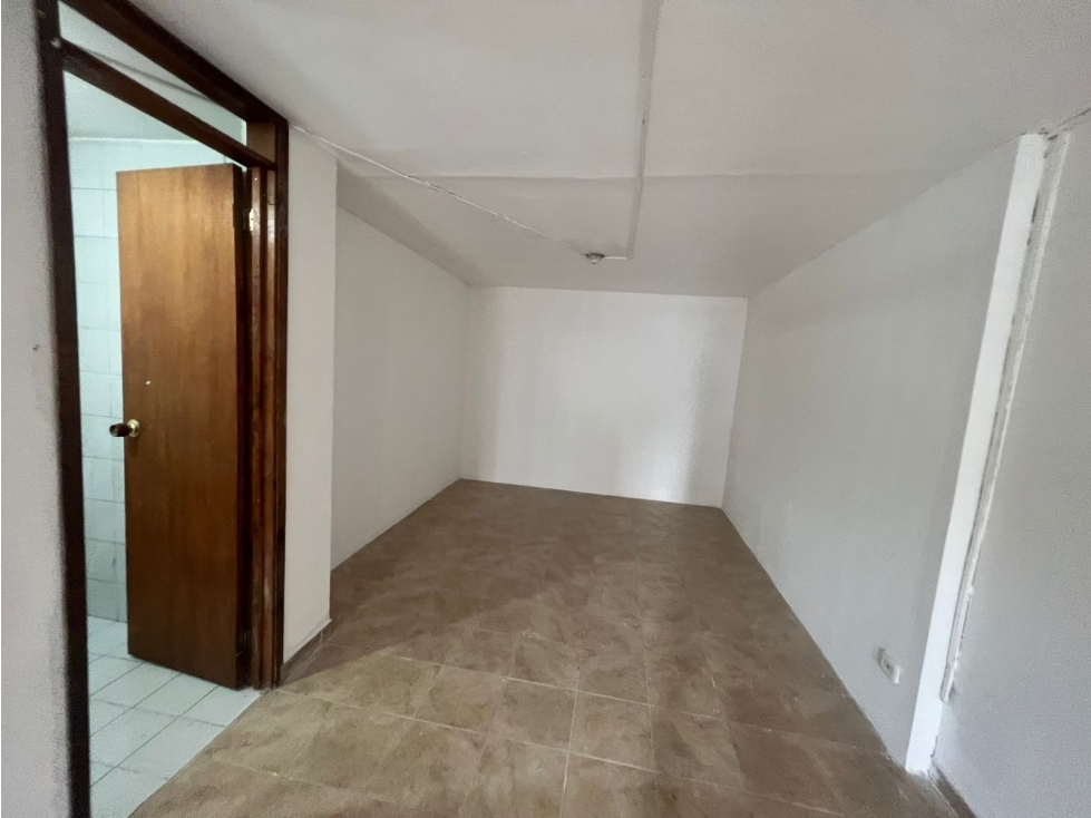 LOCAL COMERCIAL PARA ARRENDAR EN AVENIDA PARALELA, MANIZALES — foto 2