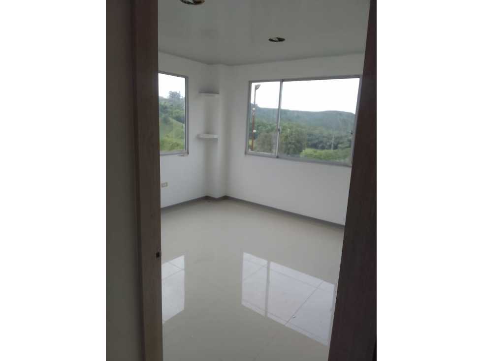 ARRIENDO BODEGA EN CHINCHINÁ, CALDAS | ARRIENDOS EN CHINCHINÁ - 6