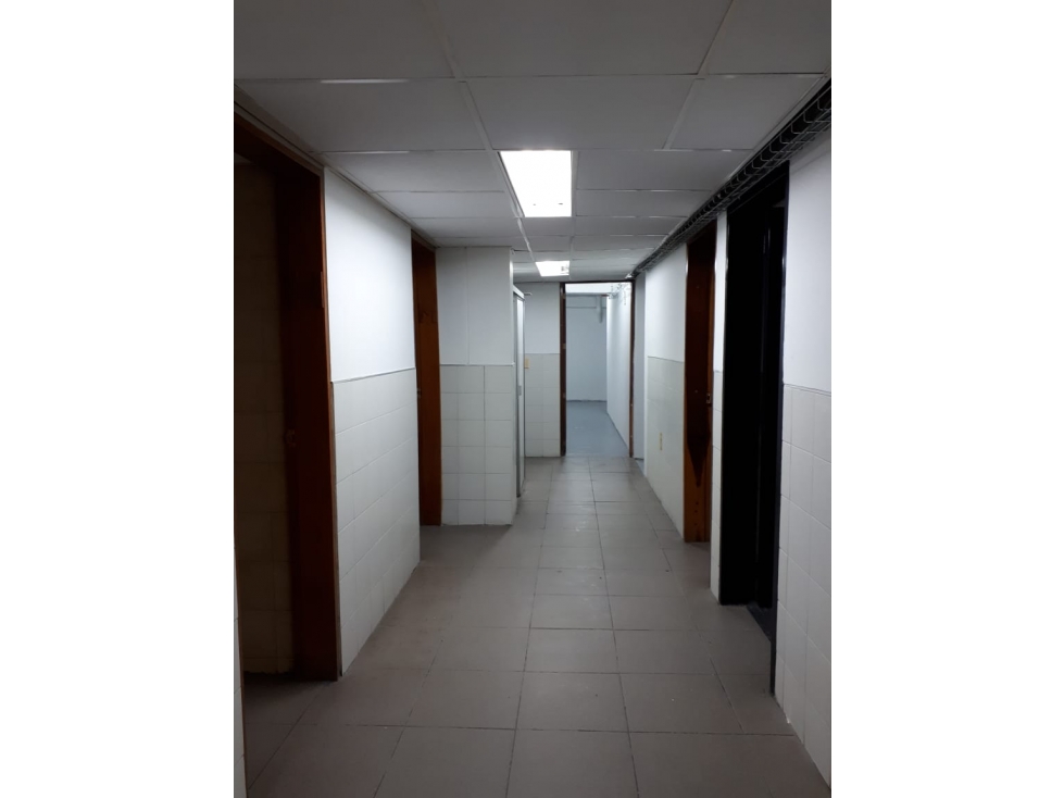 VENTA DE EDIFICIO CON LOCALES EN EL CENTRO DE MANIZALES - 4