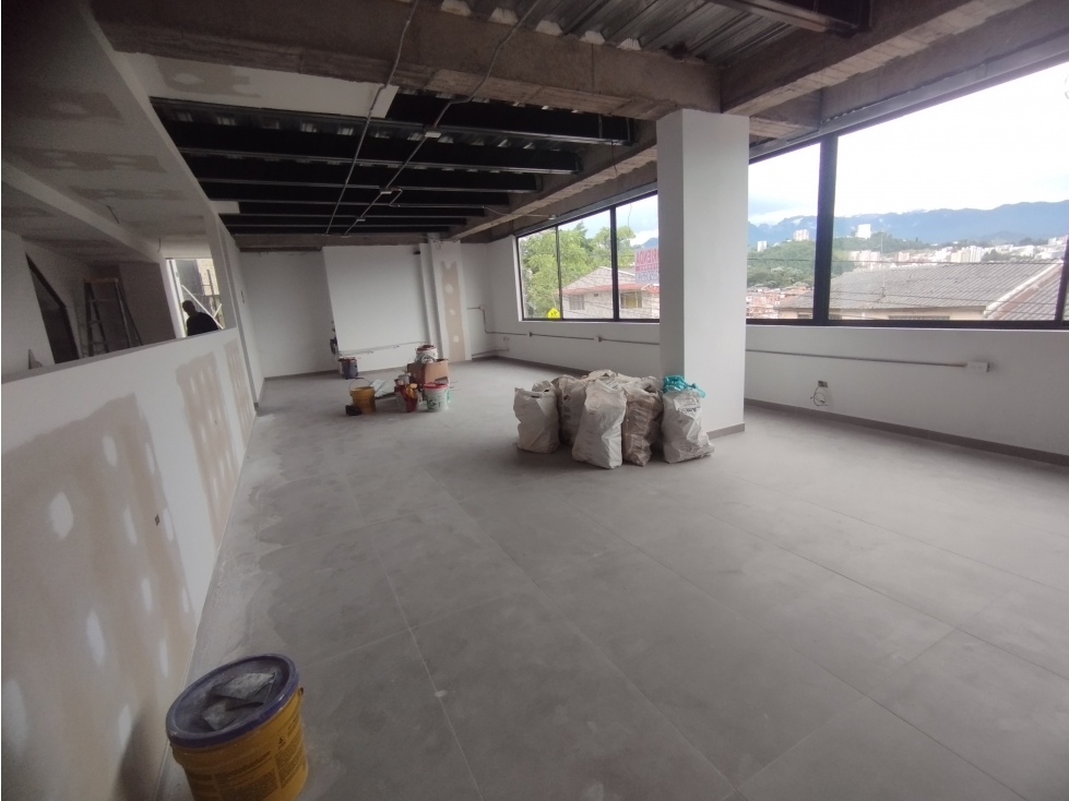 ARRIENDO DE LOCAL EN LA CAROLA — foto 3