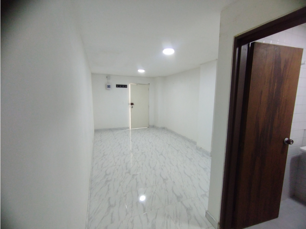 ARRIENDO CONSULTORIO VERSALLES MANIZALES | ASCENSOR — foto 3