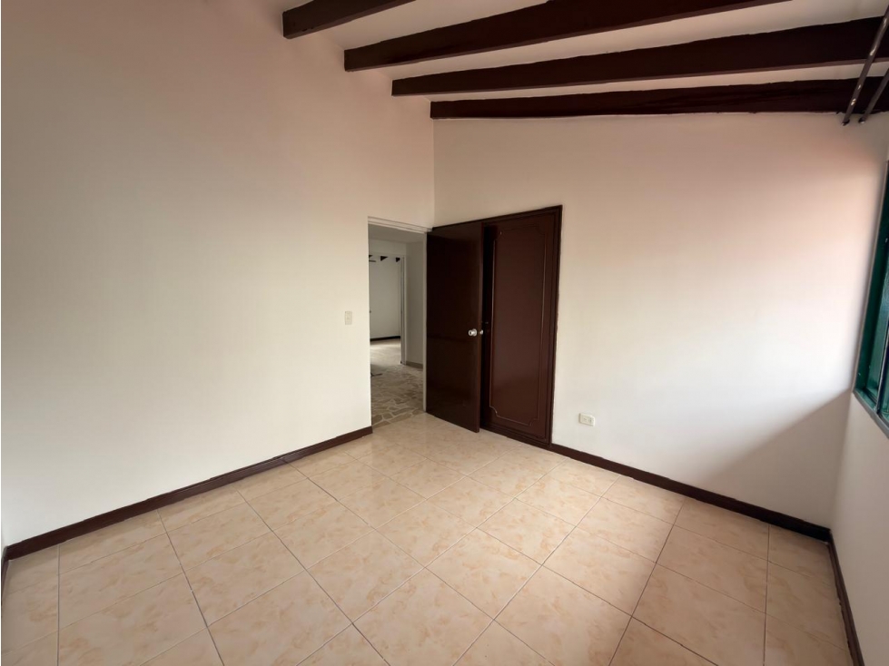 ARRIENDO CASA PALERMO MANIZALES | UNIFAMILIAR 5 ALCOBAS — foto 2