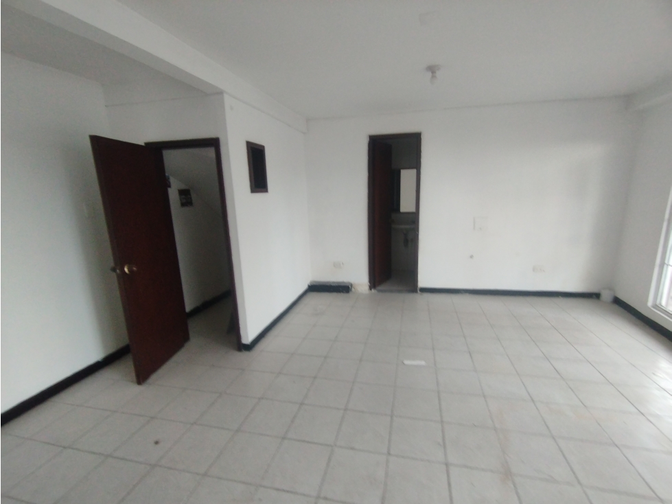 ARRIENDO LOCAL GUAYACANES MANIZALES | 35MTS2 — foto 3