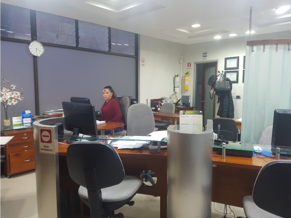 ARRIENDO OFICINA EN EL CENTRO, MANIZALES | ARRIENDO EN MANIZALES — foto 3