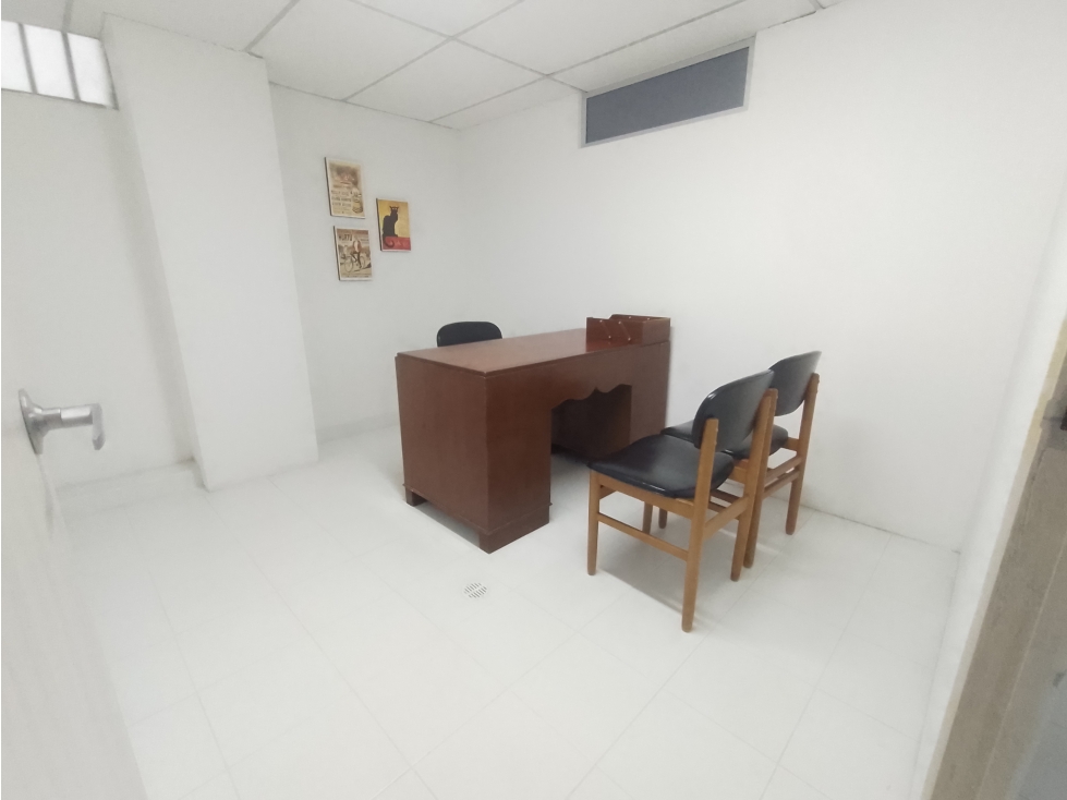 ARRIENDO OFICINA AMOBLADA BELÉN MANIZALES | ARRIENDOS MANIZALES — foto 4
