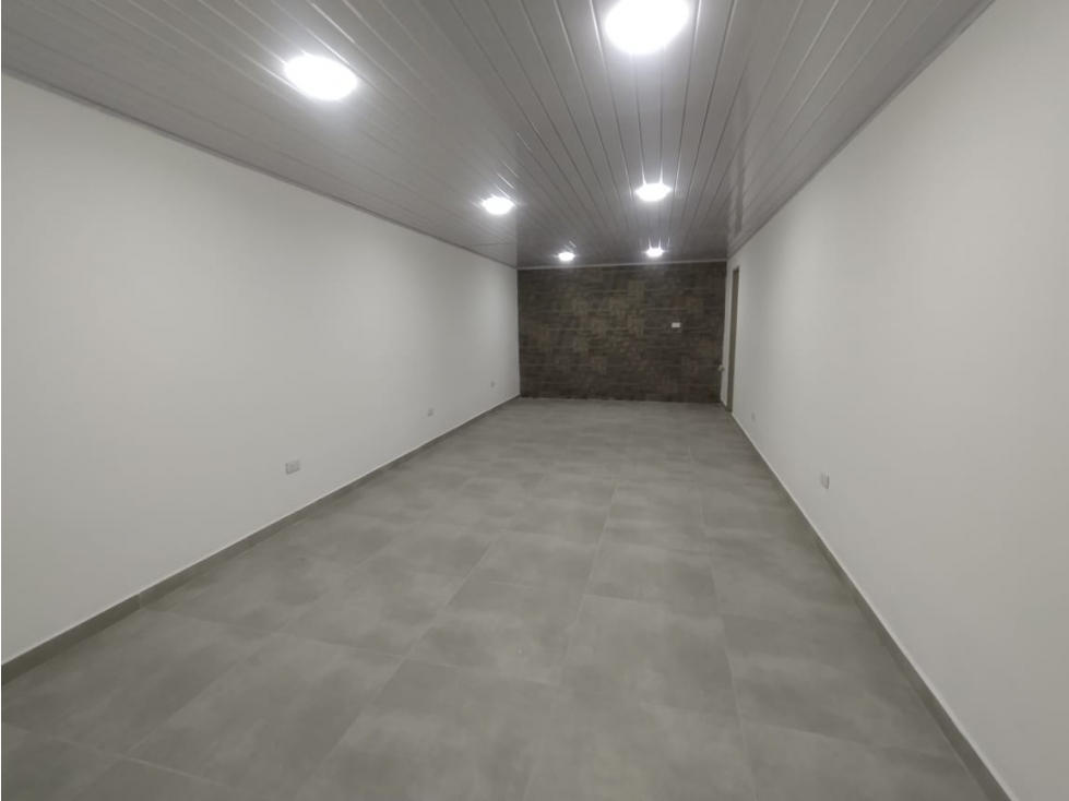 ARRIENDO LOCAL AVENIDA PARALELA MANIZALES 32m² | ARRIENDOS MANIZALES — foto 4