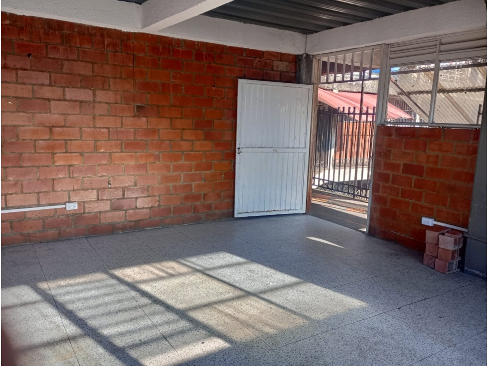ARRIENDO LOCAL EN CENTRO DE VILLAMARÍA | ARRIENDOS VILLAMARÍA - 3