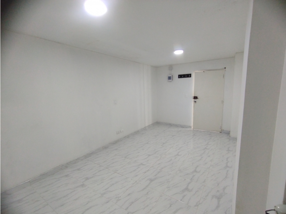 ARRIENDO CONSULTORIO VERSALLES MANIZALES | ASCENSOR — foto 4