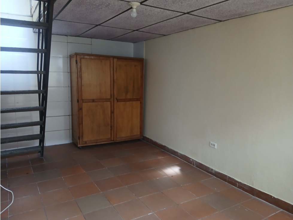 VENTA CASA LA ENEA | CON RENTA