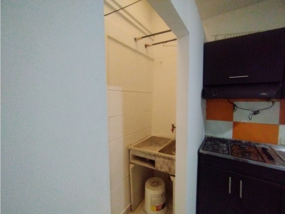 ARRIENDO APARTAESTUDIO VERSALLES MANIZALES | INDEPENDIENTE — foto 4