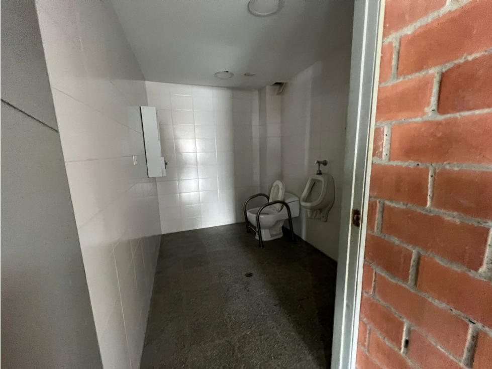 ALQUILER DE LOCAL EN PALOGRANDE, MANIZALES | ARRIENDOS MANIZALES — foto 6