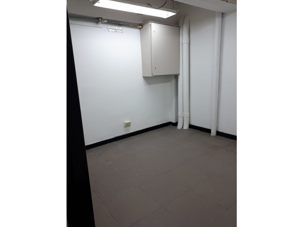 VENTA DE EDIFICIO CON LOCALES EN EL CENTRO DE MANIZALES - 6