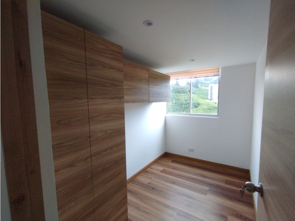 VENTA APARTAMENTO LA SULTANA MANIZALES | CLOSETS — foto 5